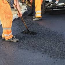 Best Driveway Crack Filling  in Valley Green, PA